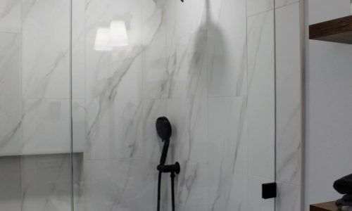 KirklandPrimaryBathMirrorInstall2