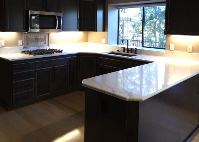 Somerset Kitchen Sink_Undercab Lighting